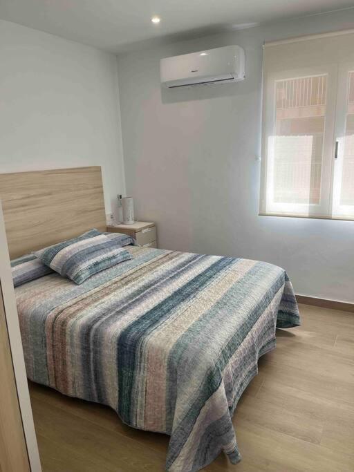 Apartamento Con Preciosas Vistas A Pie De Playa Santa Pola Exterior photo